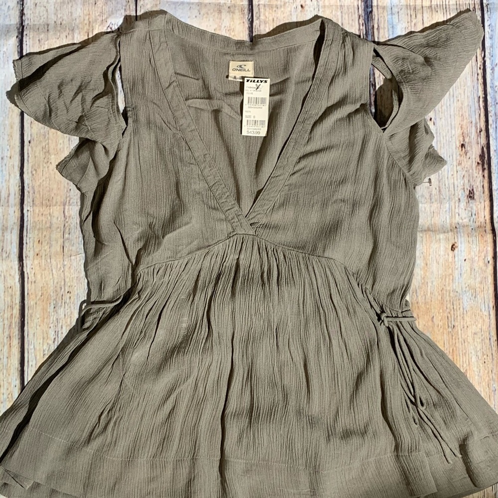 Tillys top